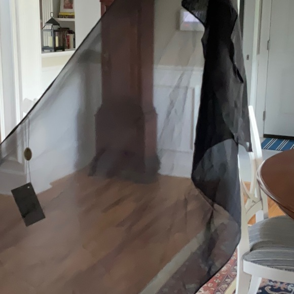 Sheer shawl new with tags - Picture 3 of 5